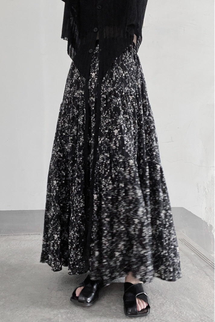 Dark Wind Small Broken Flower Long Skirt Thin Covering Big Swing Skirt - Belle Vestige